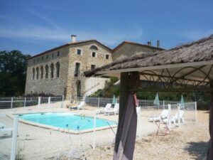 GITES DE TRESPEAUX